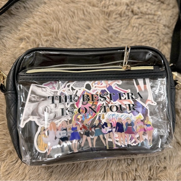 Taylor Swift Eras Tour Fannypack + Bracelets - Picture 4 of 9